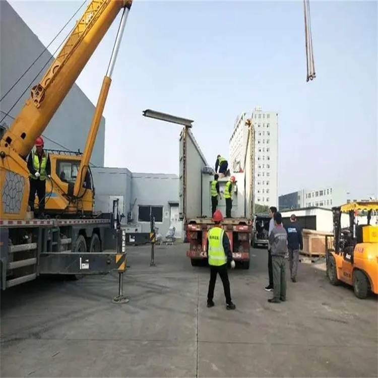 平原如何找到附近的吊车救援服务