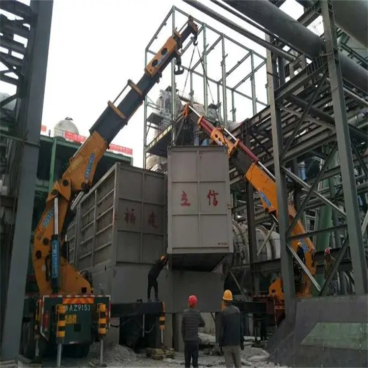 平原折臂吊车租赁电话